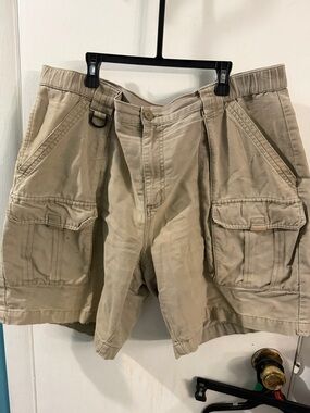 Columbia Large Cargo Shorts